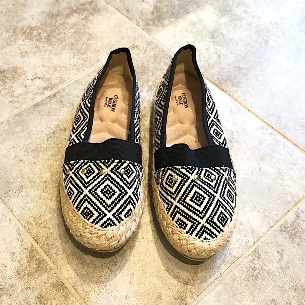 🆕 Avon Cushion Walk canvas studded espadrill…